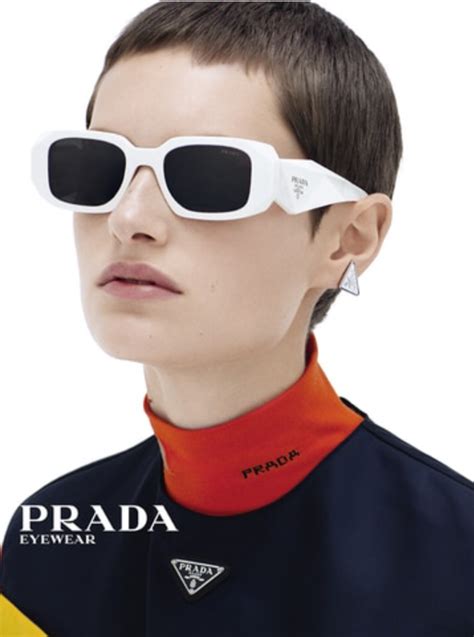 lentes blancos prada|lentes de sol elegantes.